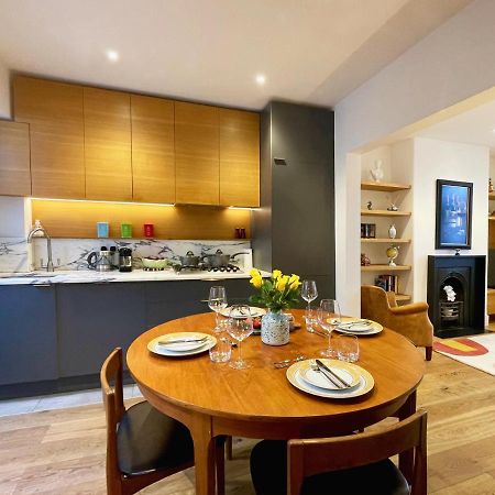Stylish 2-Bedroom Townhouse Next To Brighton Station Esterno foto
