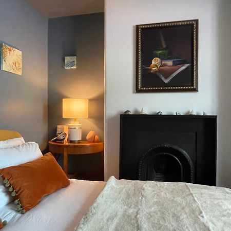 Stylish 2-Bedroom Townhouse Next To Brighton Station Esterno foto