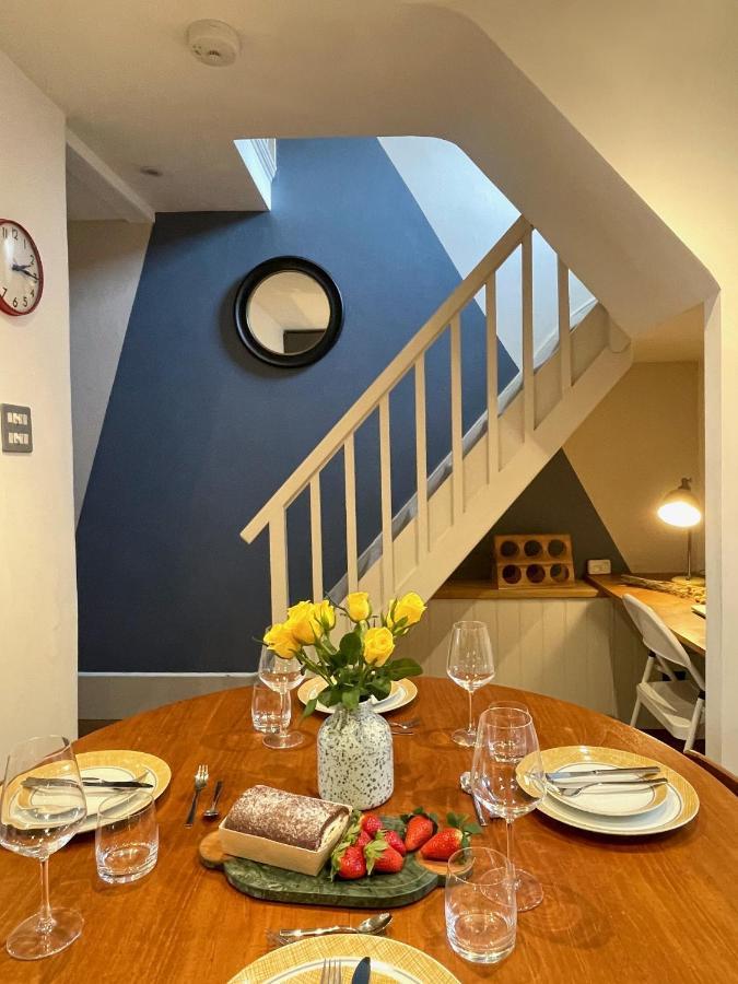 Stylish 2-Bedroom Townhouse Next To Brighton Station Esterno foto