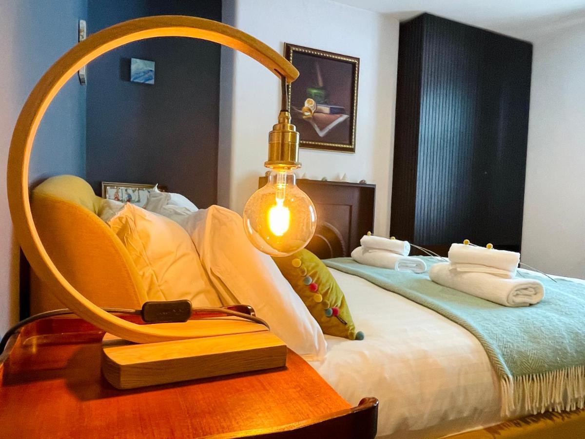 Stylish 2-Bedroom Townhouse Next To Brighton Station Esterno foto