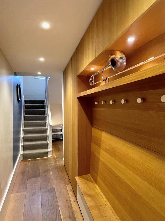 Stylish 2-Bedroom Townhouse Next To Brighton Station Esterno foto